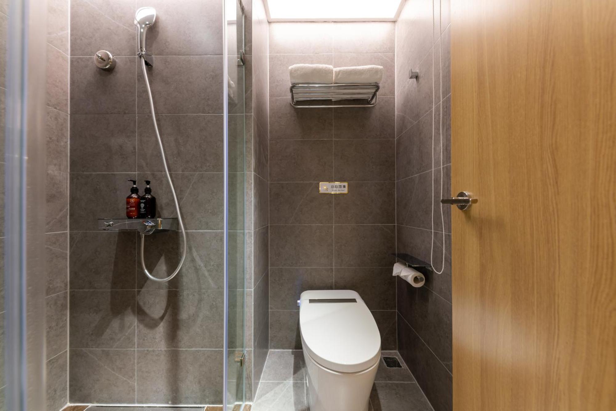 Jingfang Building Smart Hotel - Located In The Busiest Part Of The Downtown Area, Near Beijing Tiananmen Square And The Forbidden City,Wangfujing Shopping Street ,Newly Opened Hotel,Provide Free Laundry Service,Provide Tourism And Ticketing Services Exterior foto
